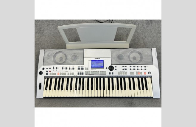 Yamaha PSR-S500 Keyboard, Used (SN:GBRBMX01562) - Image 1